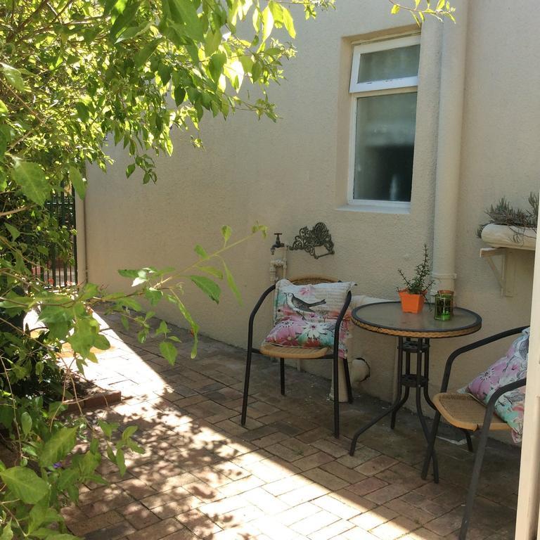 On Broadwalk Cottage Kaapstad Buitenkant foto